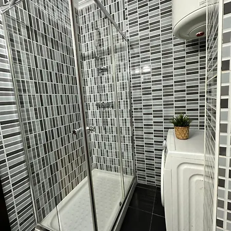Carreteria Deluxe Apartment *